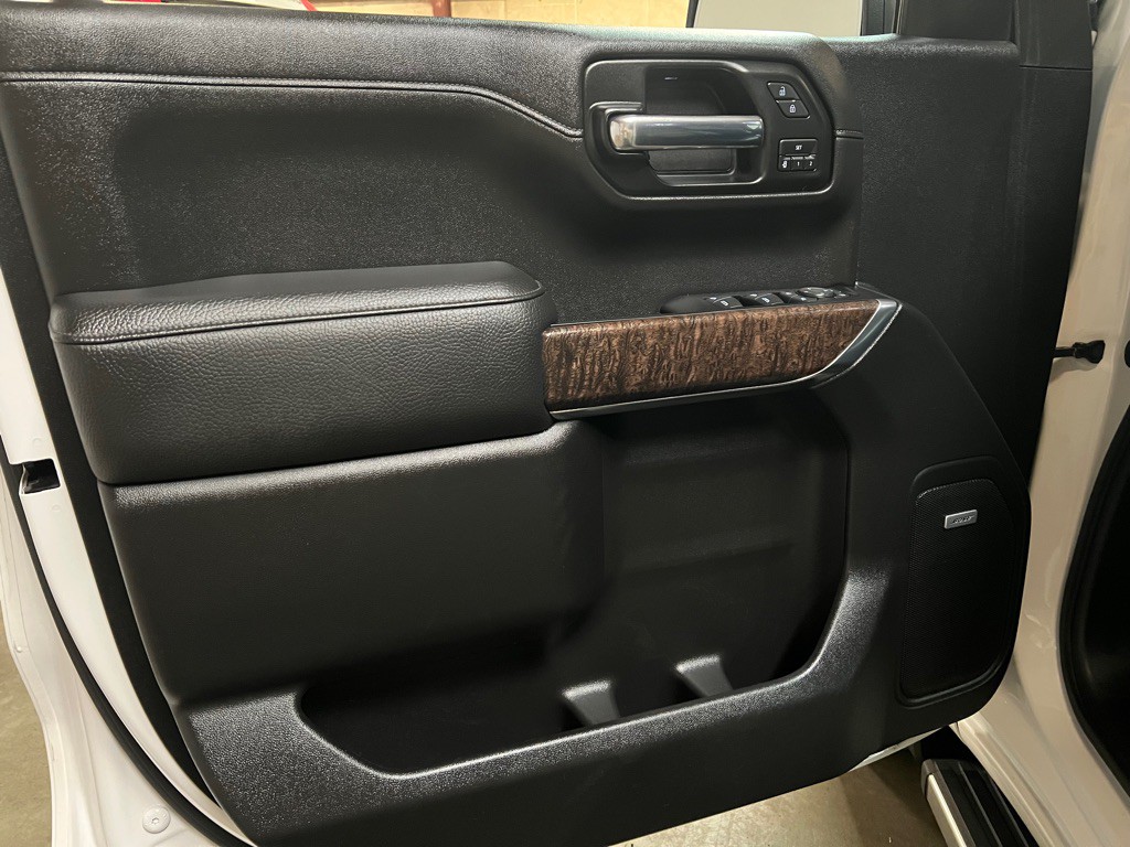 2020 GMC Sierra Image 32