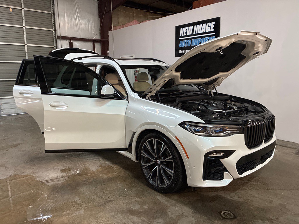 2022 BMW X7 Image 5