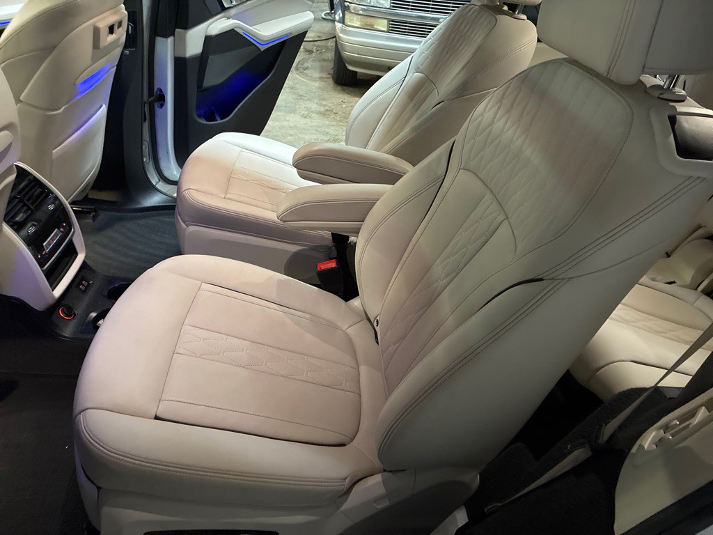 2022 BMW X7 Image 18