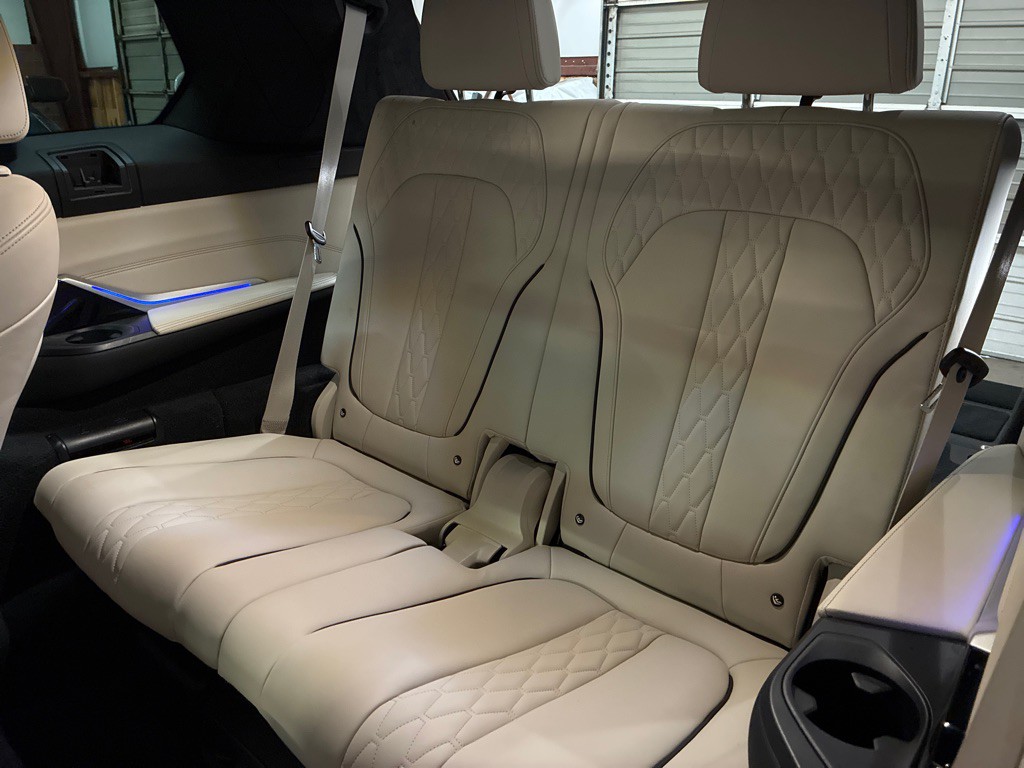 2022 BMW X7 Image 19