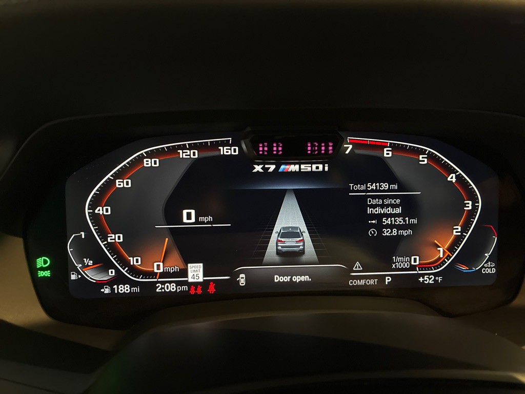 2022 BMW X7 Image 27