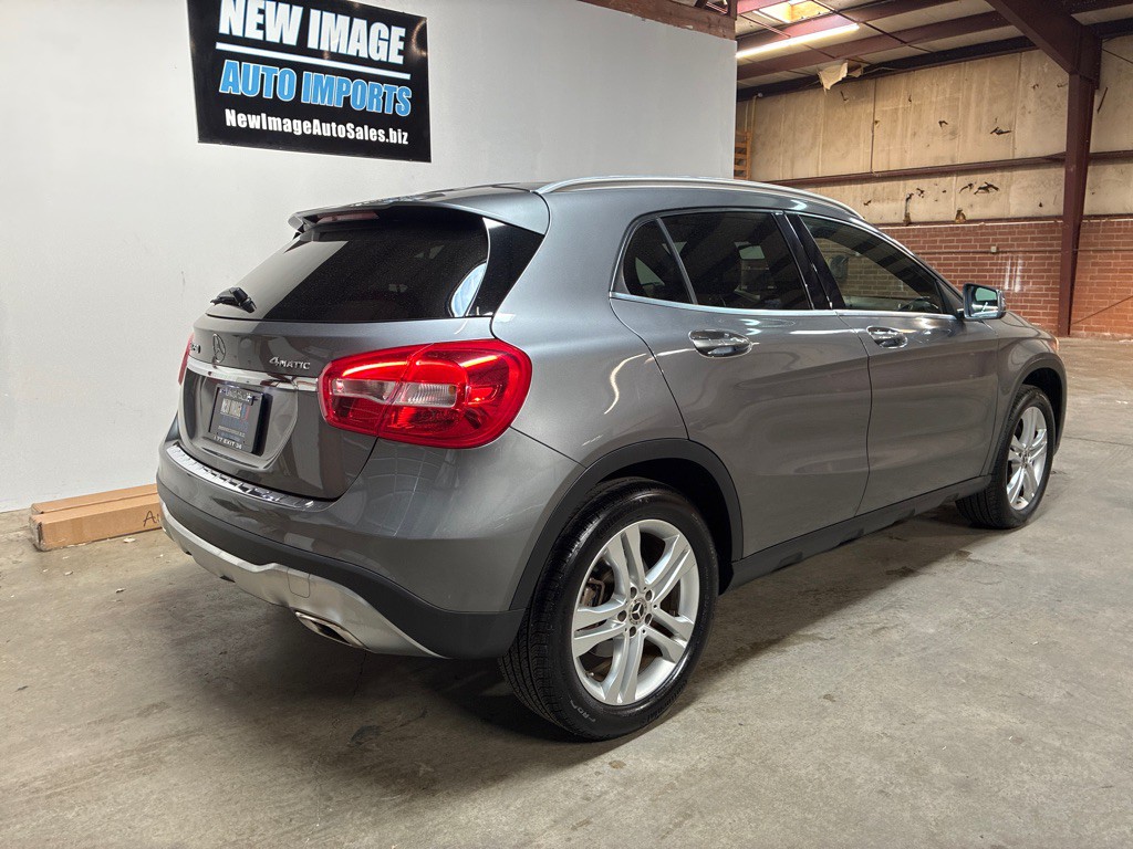 2018 Mercedes-Benz GLA-Class Image 5