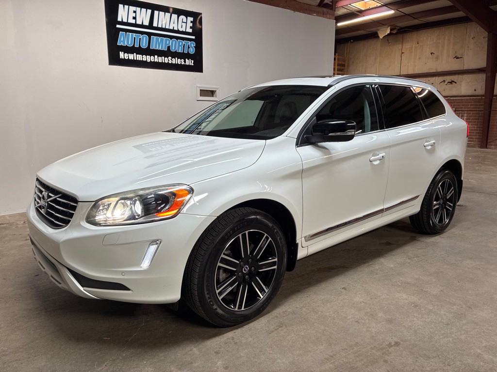 2017 Volvo XC60 Image 9