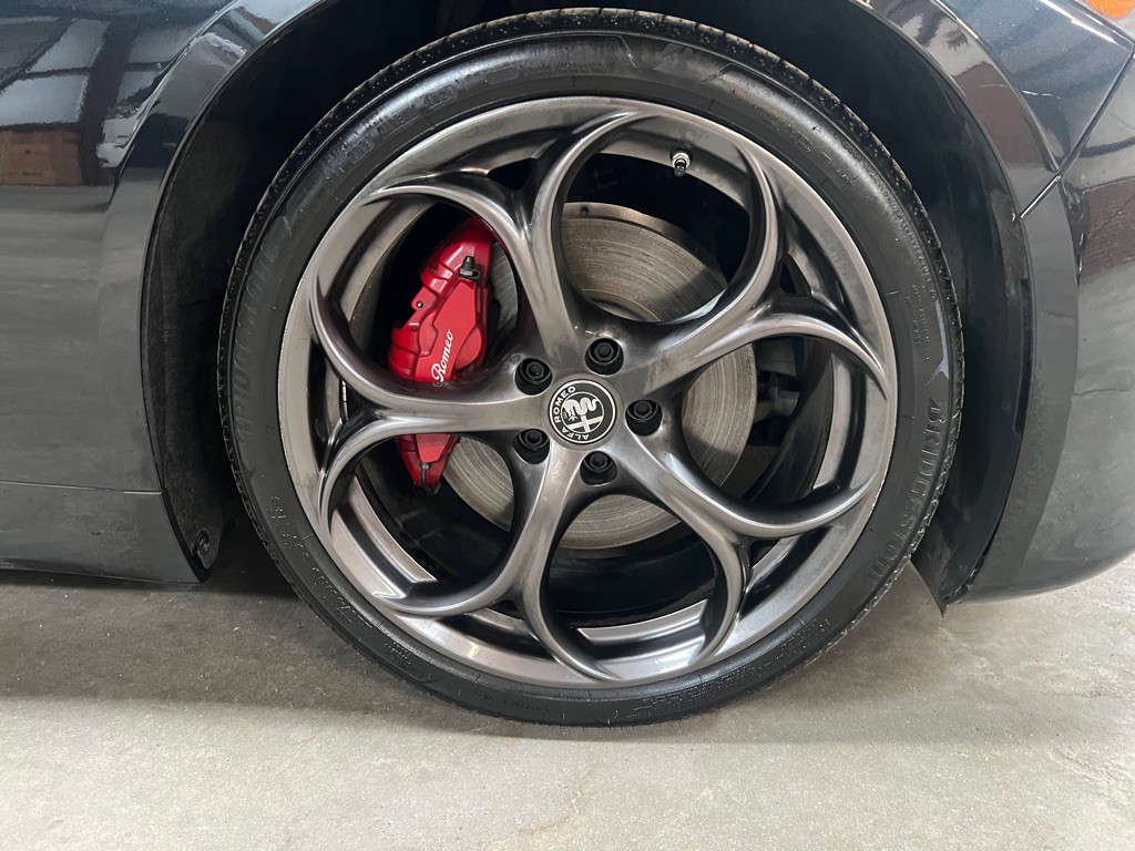 2021 Alfa Romeo Giulia Image 11