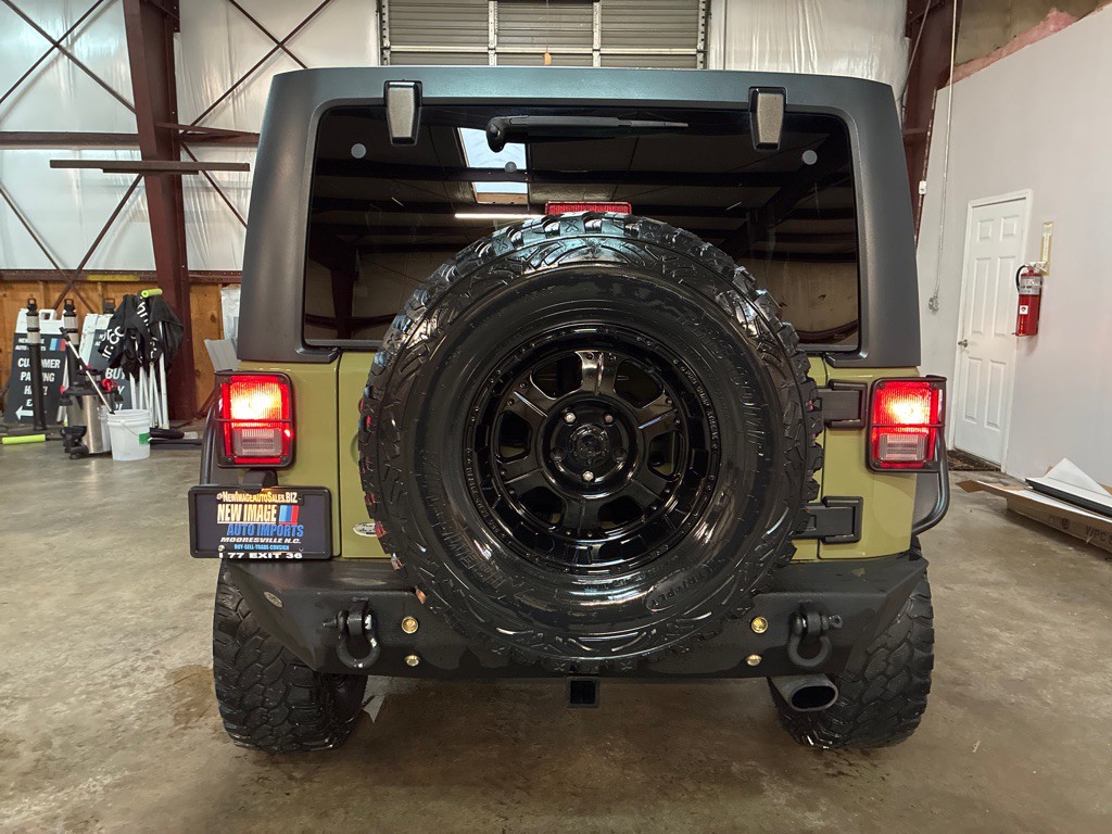 2013 Jeep Wrangler Unlimited Image 17