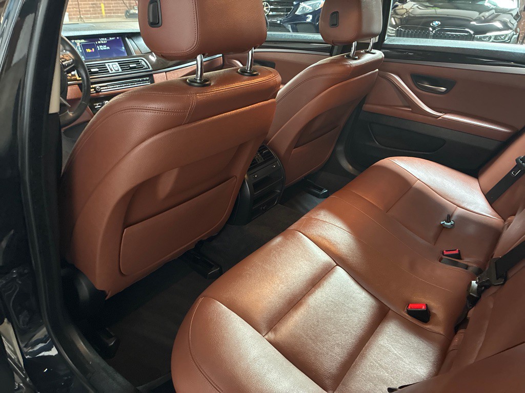 2014 BMW 5 Series Image 16