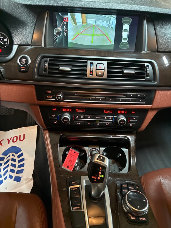 2014 BMW 5 Series Image 21