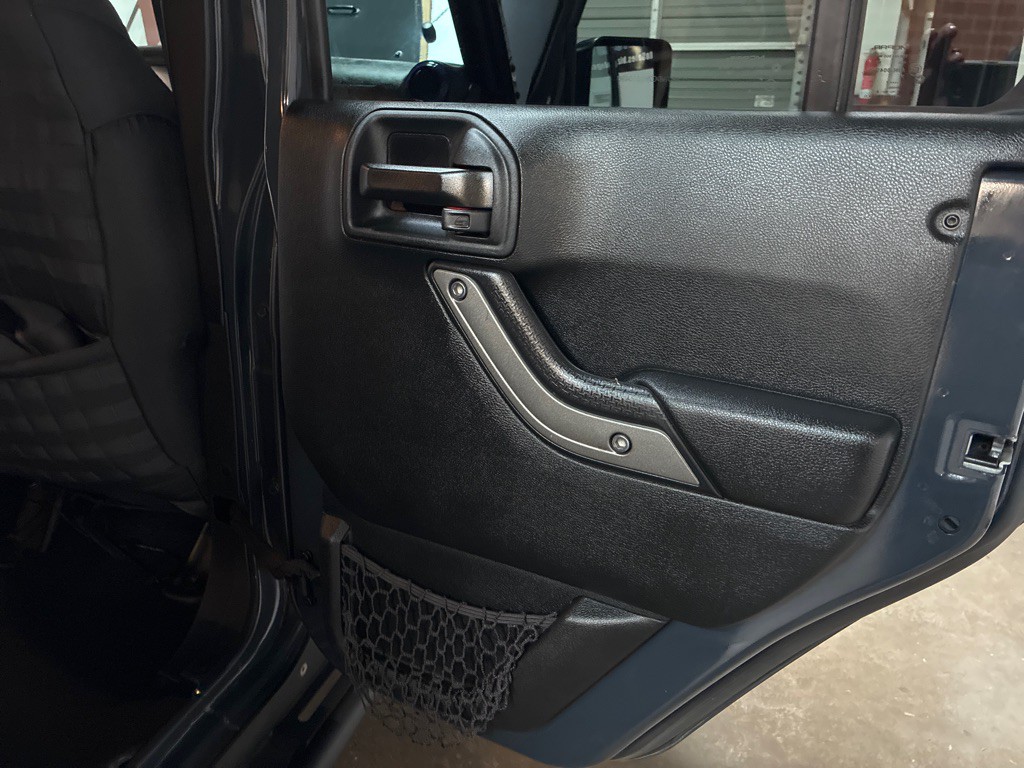 2017 Jeep Wrangler Unlimited Image 25