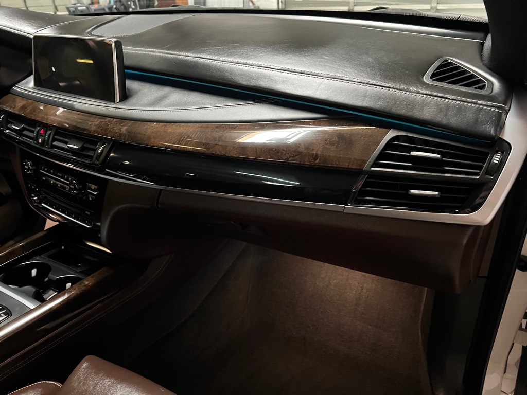 2017 BMW X5 Image 29