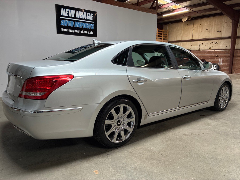 2012 Hyundai Equus Image 4