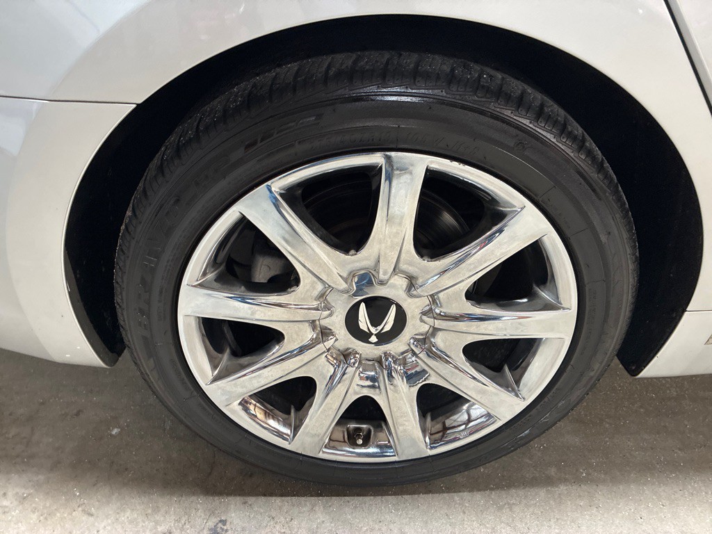 2012 Hyundai Equus Image 5