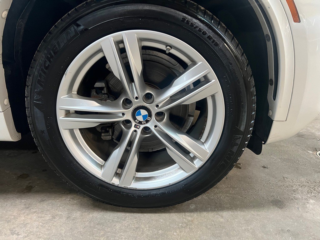 2016 BMW X5 Image 32