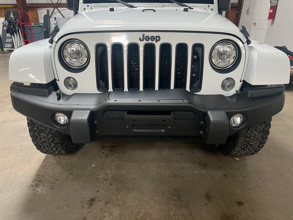 2017 Jeep Wrangler Image 15