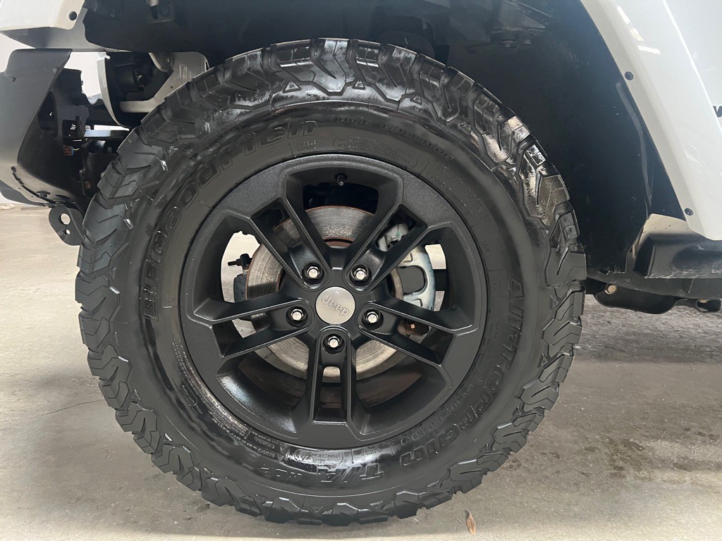 2017 Jeep Wrangler Image 30