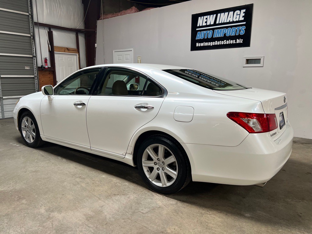 2007 Lexus ES Image 6