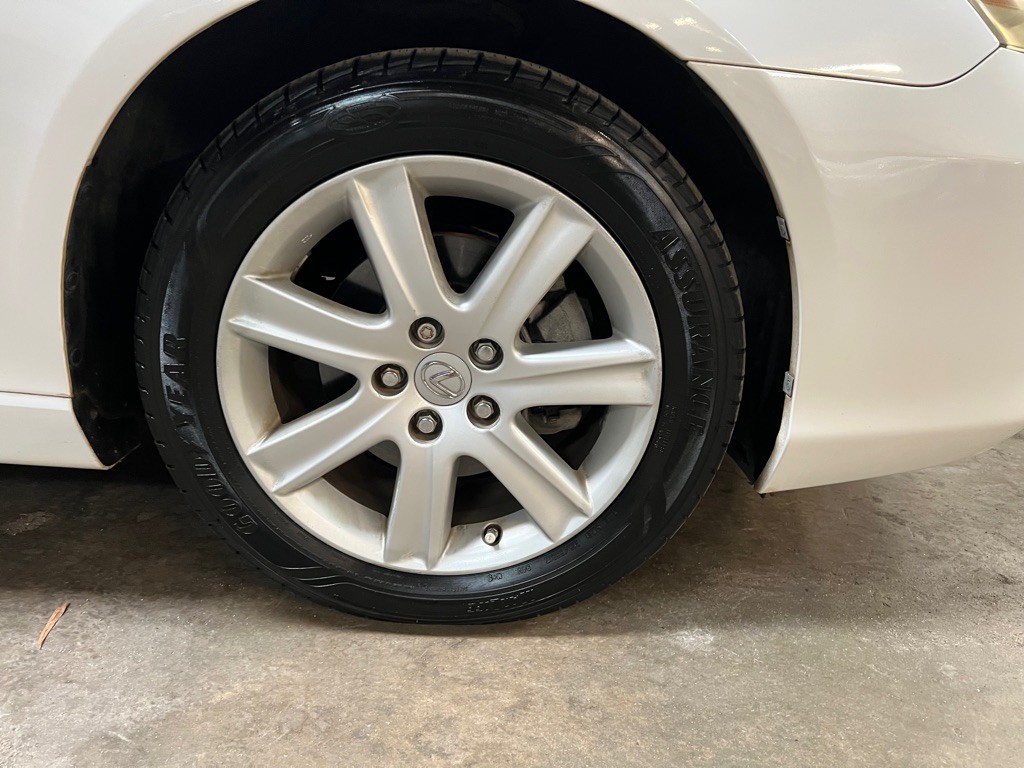 2007 Lexus ES Image 12