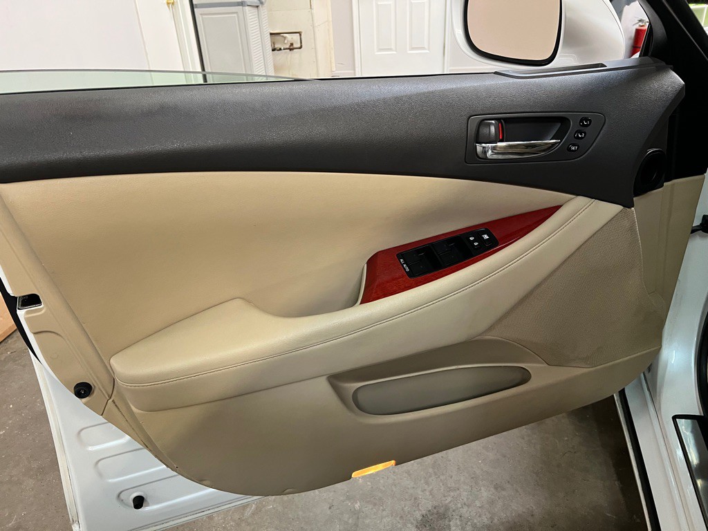 2007 Lexus ES Image 22