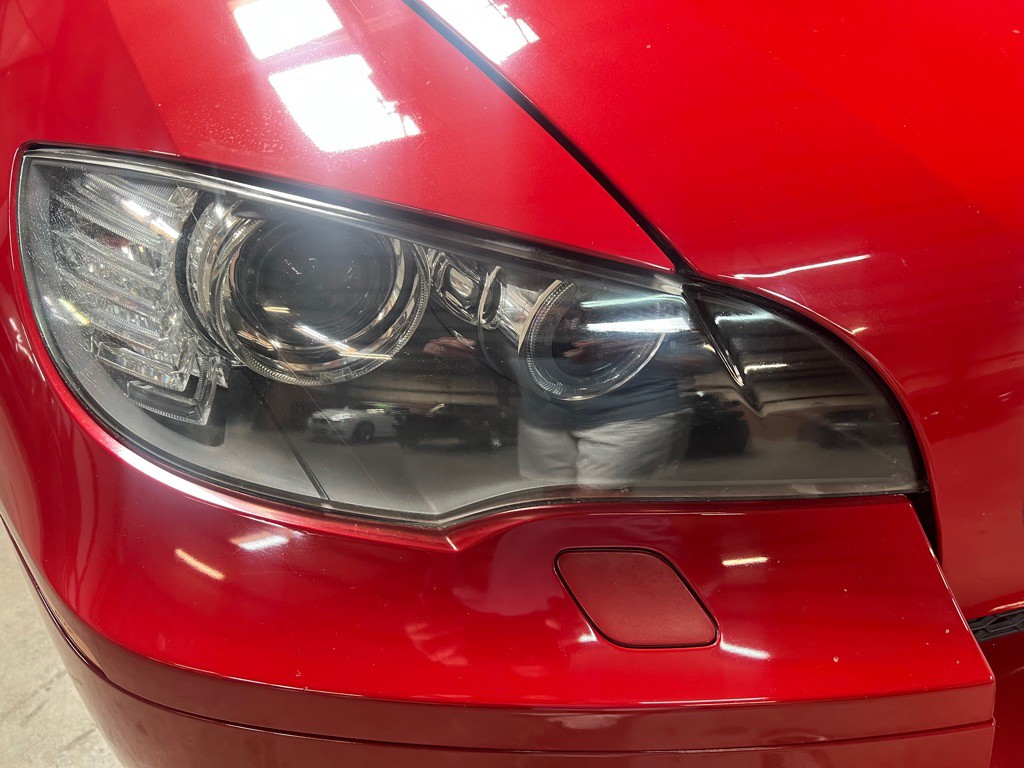 2010 BMW X5 Image 14