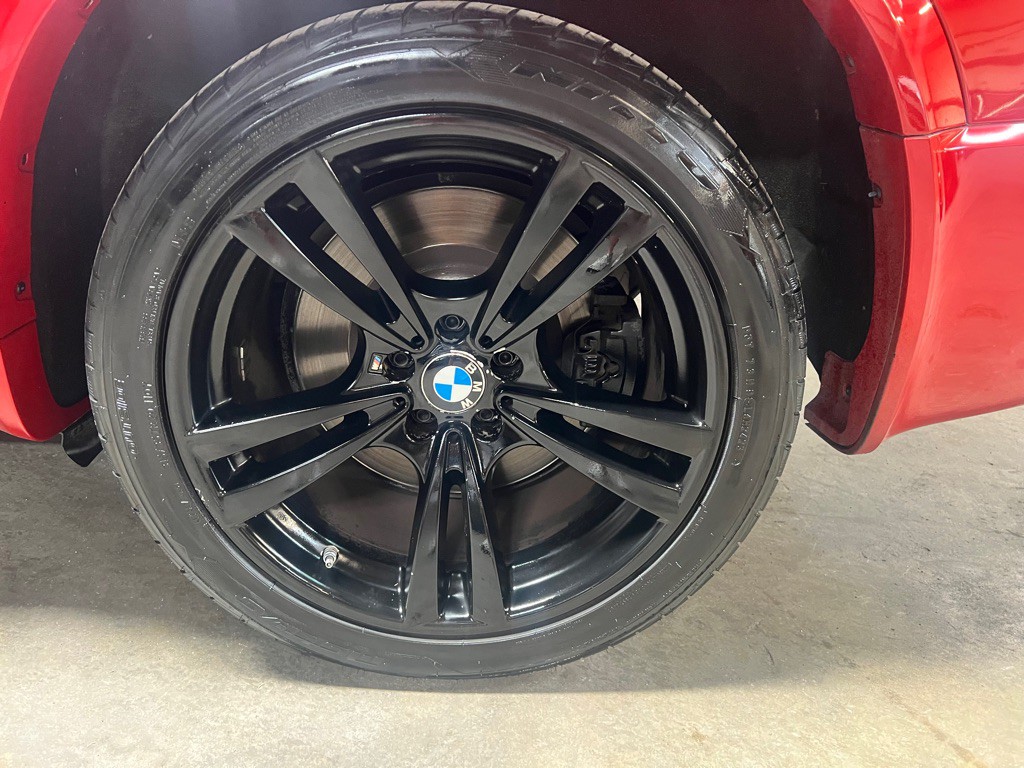 2010 BMW X5 Image 17