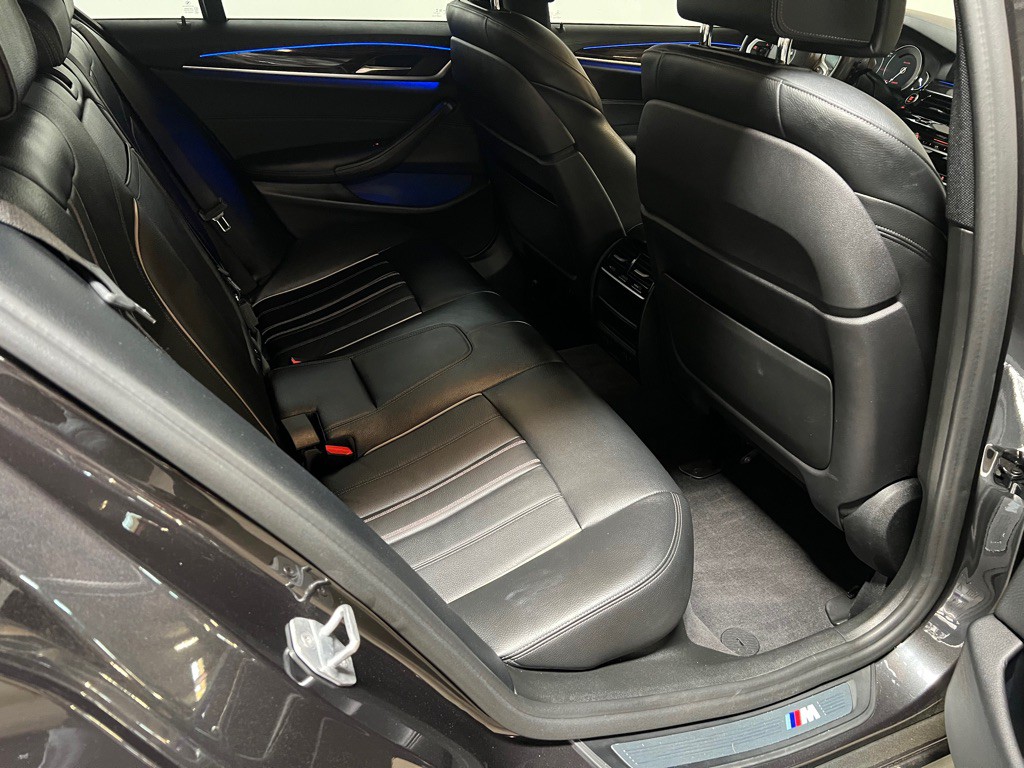 2018 BMW 5 Series Image 20