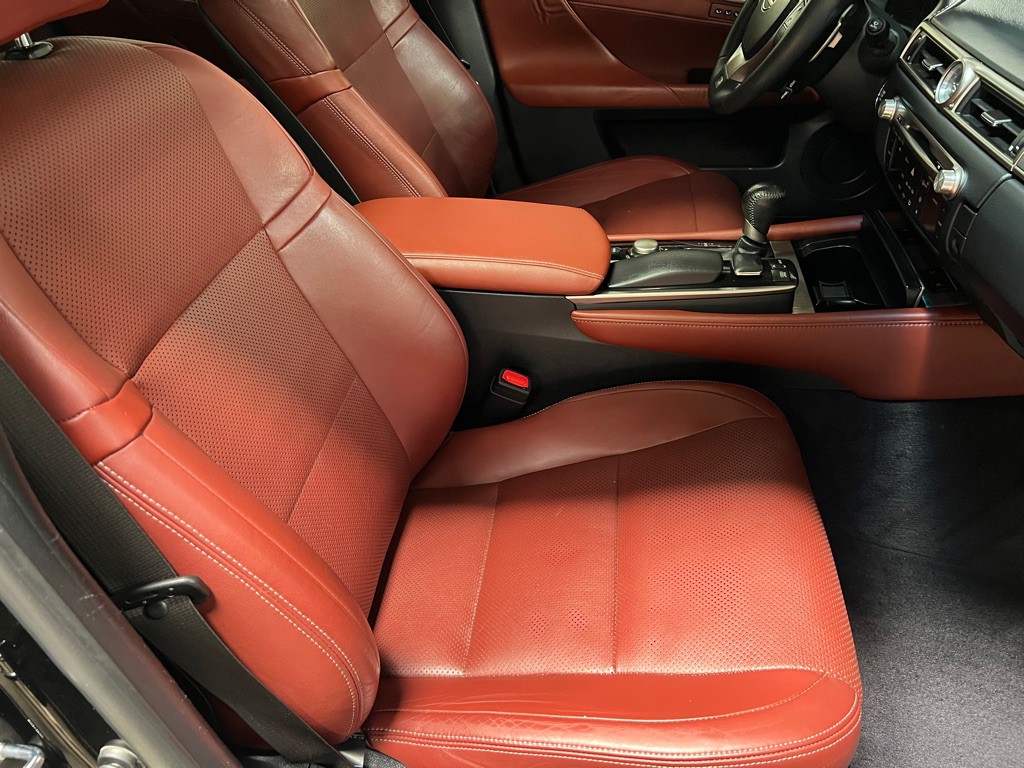 2013 Lexus GS Image 18