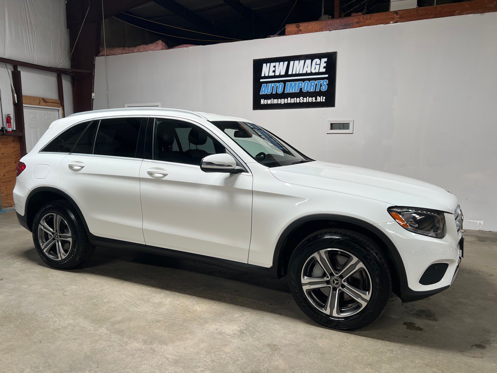 2018 Mercedes-Benz GLC-Class Image 2