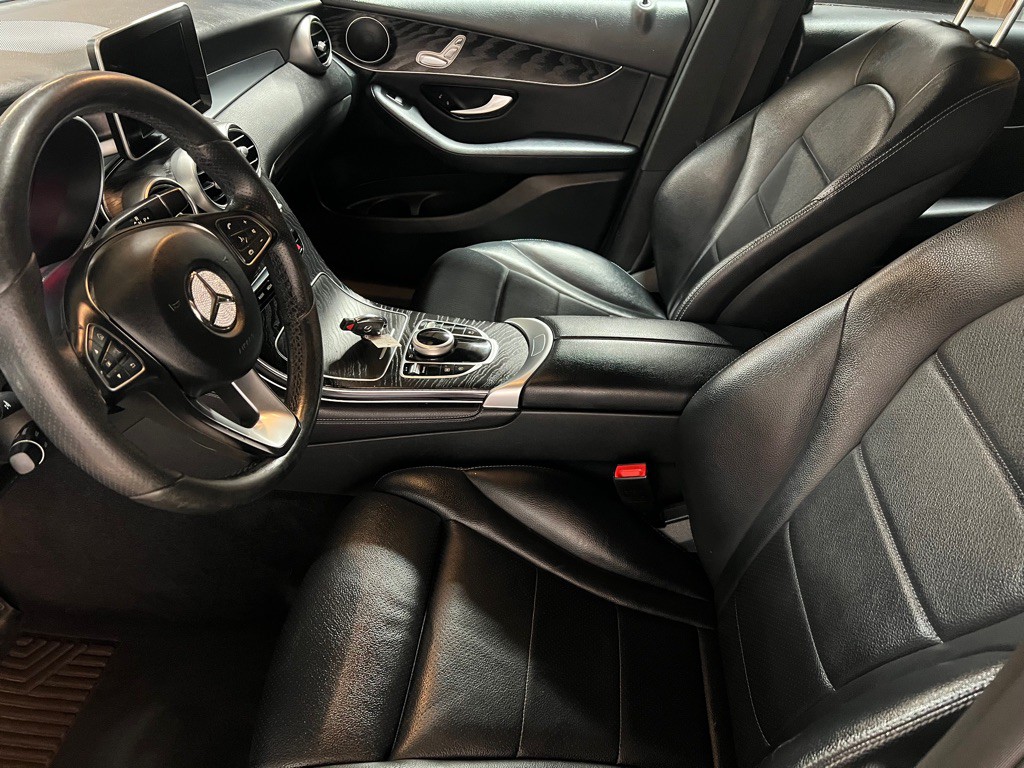 2018 Mercedes-Benz GLC-Class Image 17