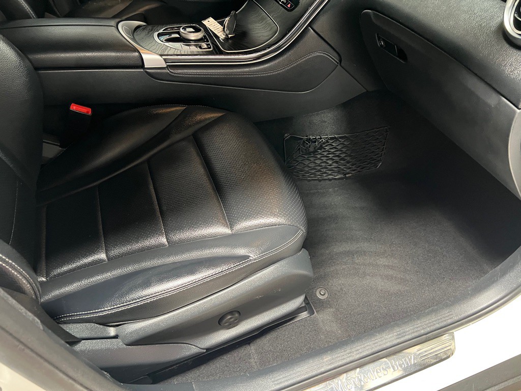 2018 Mercedes-Benz GLC-Class Image 20