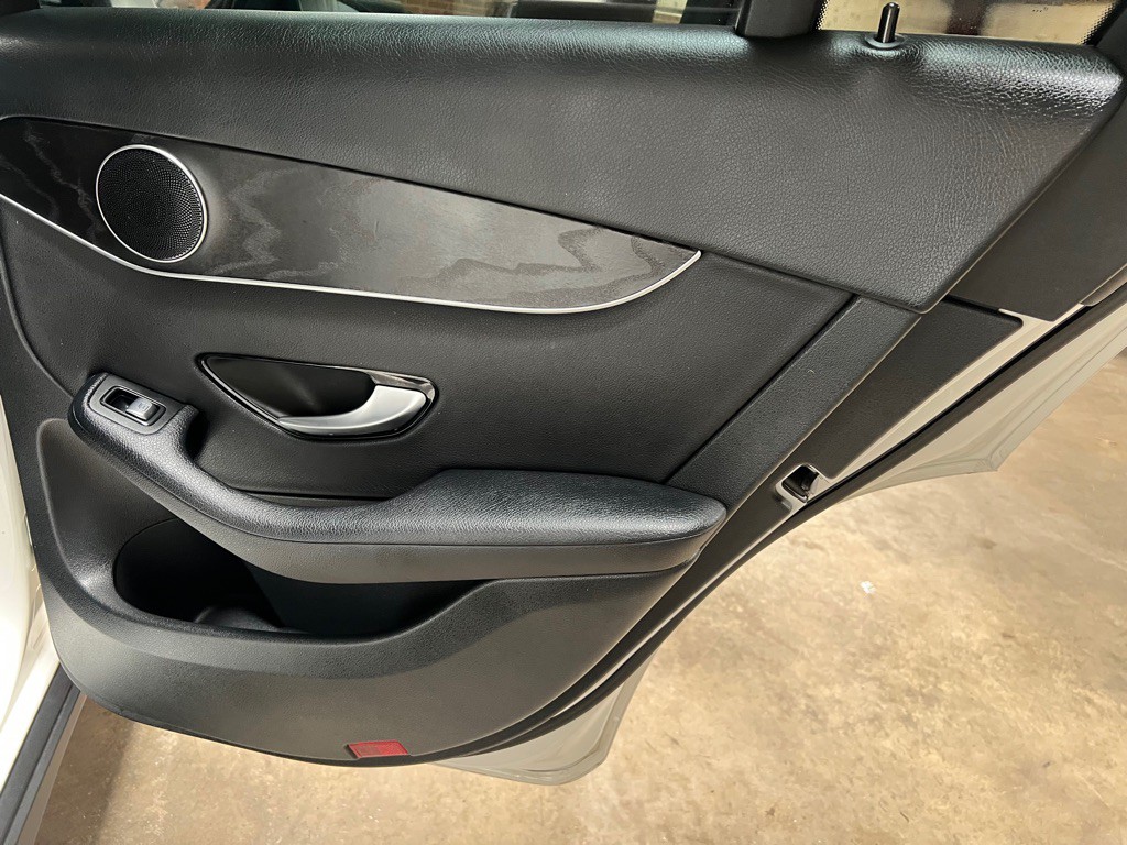 2018 Mercedes-Benz GLC-Class Image 28