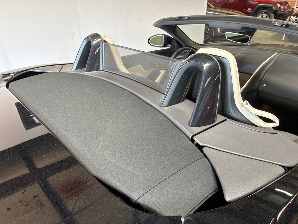 2020 Jaguar F-TYPE Image 9