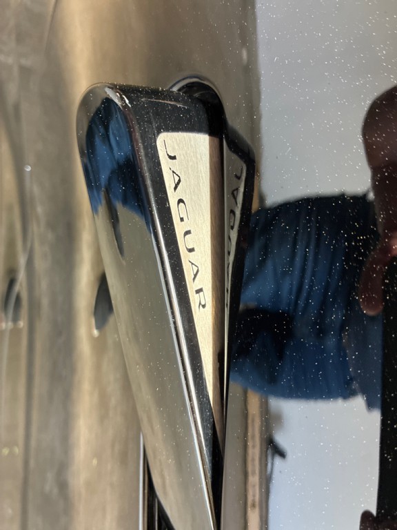 2020 Jaguar F-TYPE Image 25