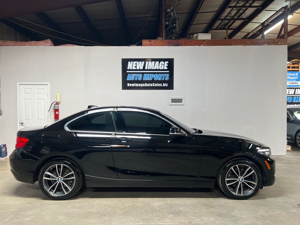 2019 BMW 2 Series Image 1