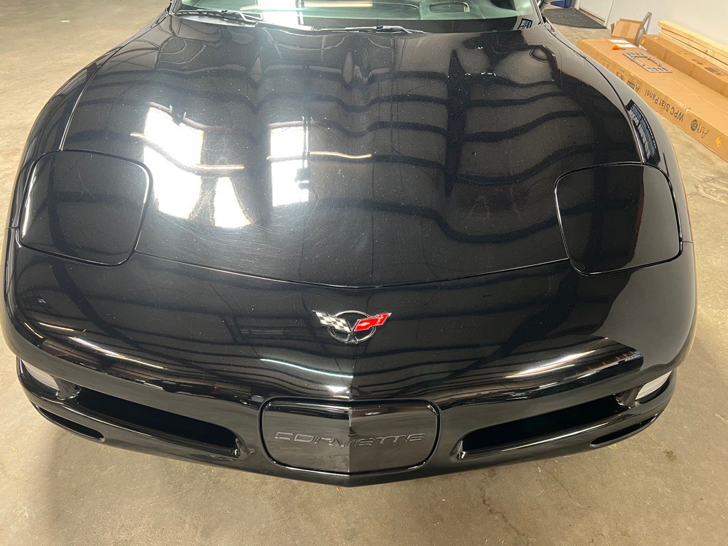 2001 Chevrolet Corvette Image 12