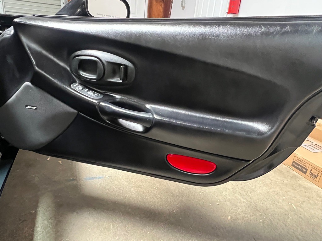 2001 Chevrolet Corvette Image 28