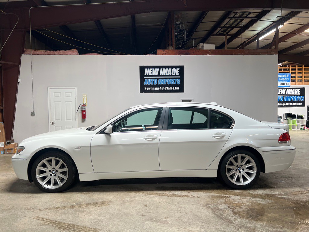 2004 BMW 7 Series Image 6
