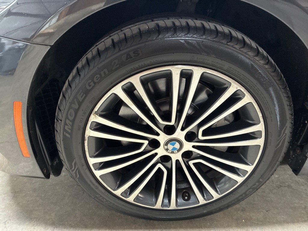 2019 BMW 5 Series Image 4