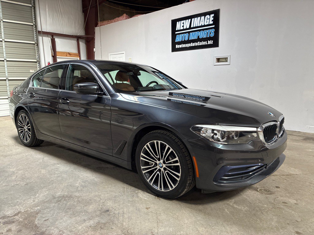 2019 BMW 5 Series Image 8