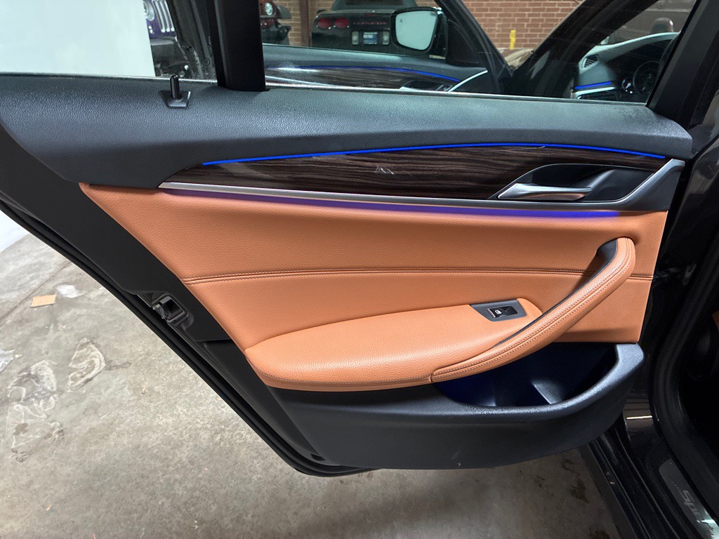 2019 BMW 5 Series Image 19