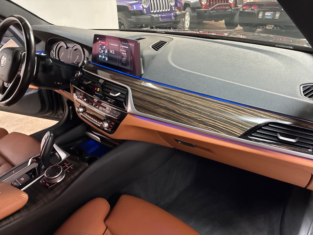2019 BMW 5 Series Image 28