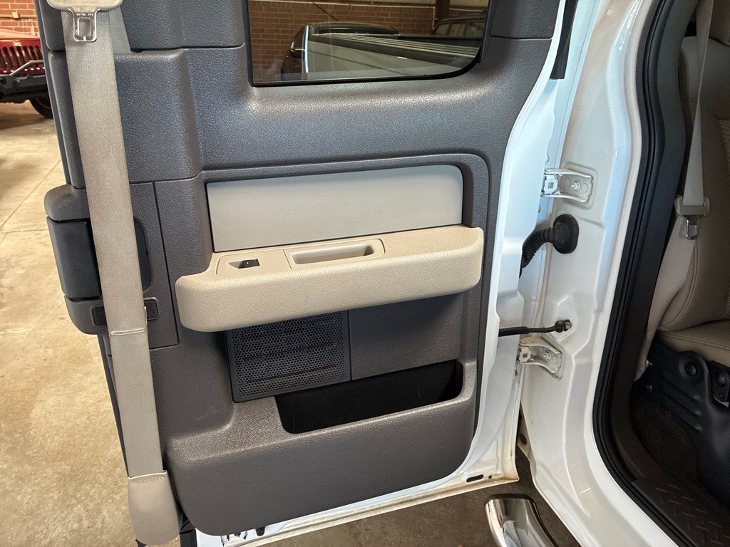 2010 Ford F-150 Image 25