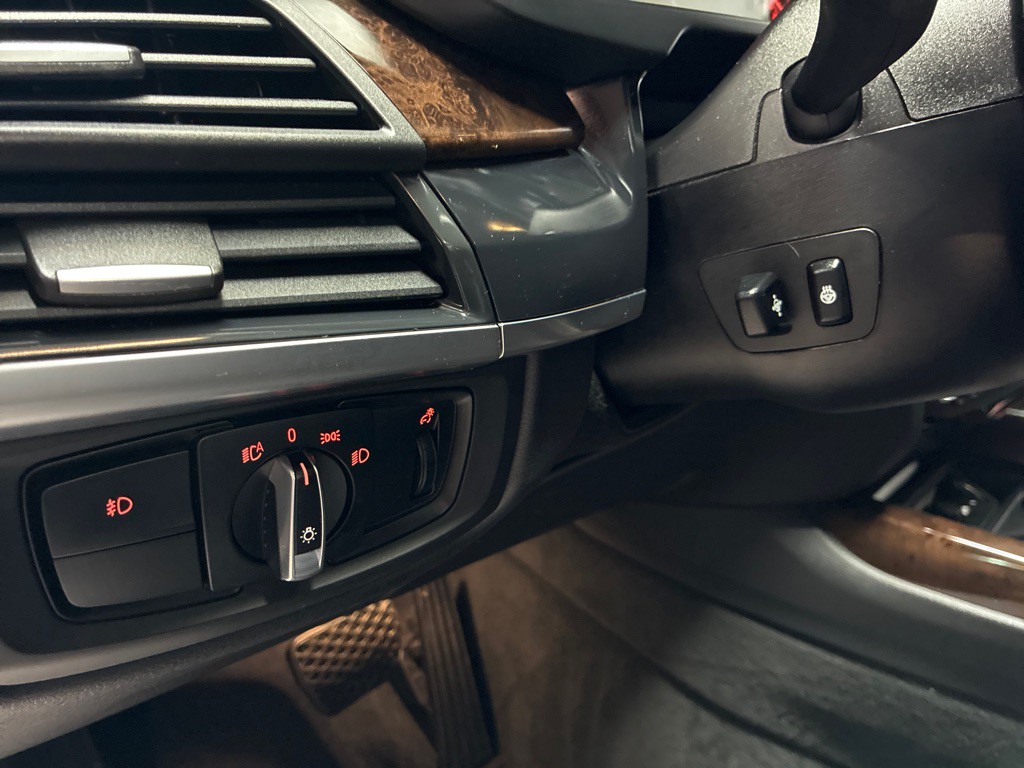 2015 BMW X5 Image 16