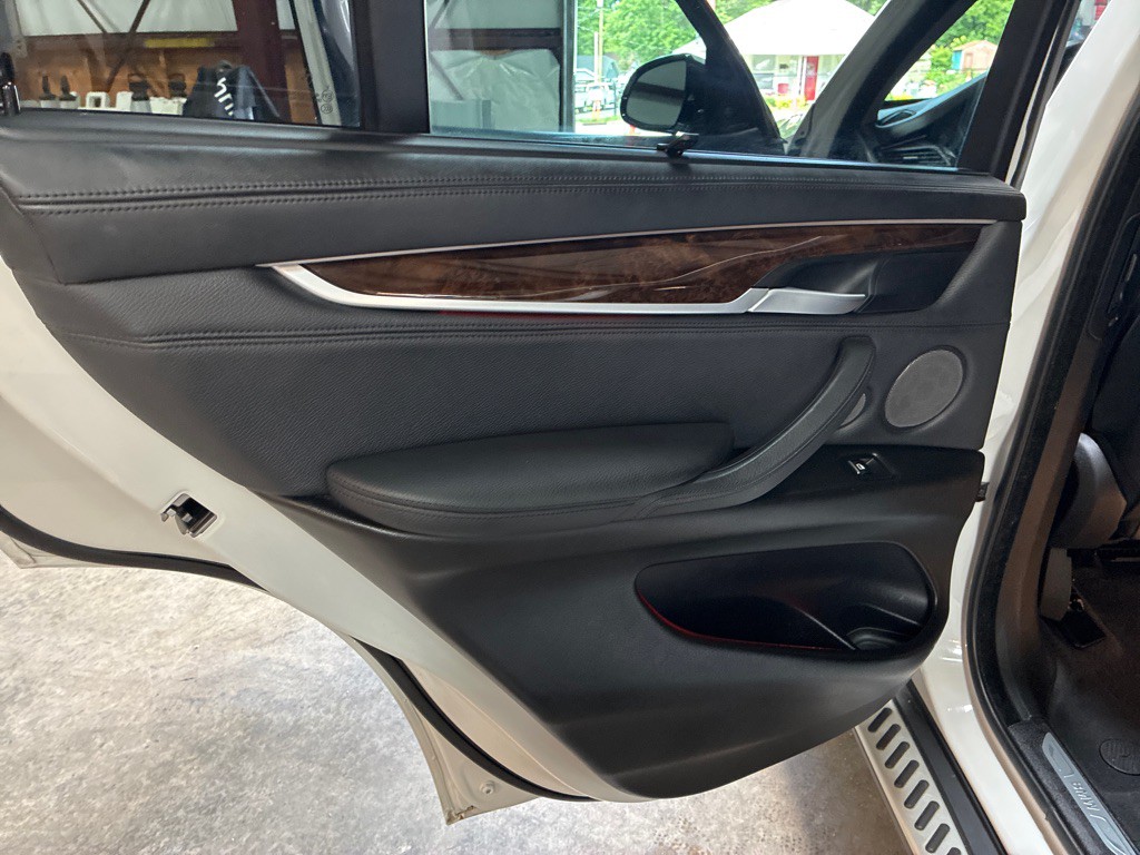 2015 BMW X5 Image 22