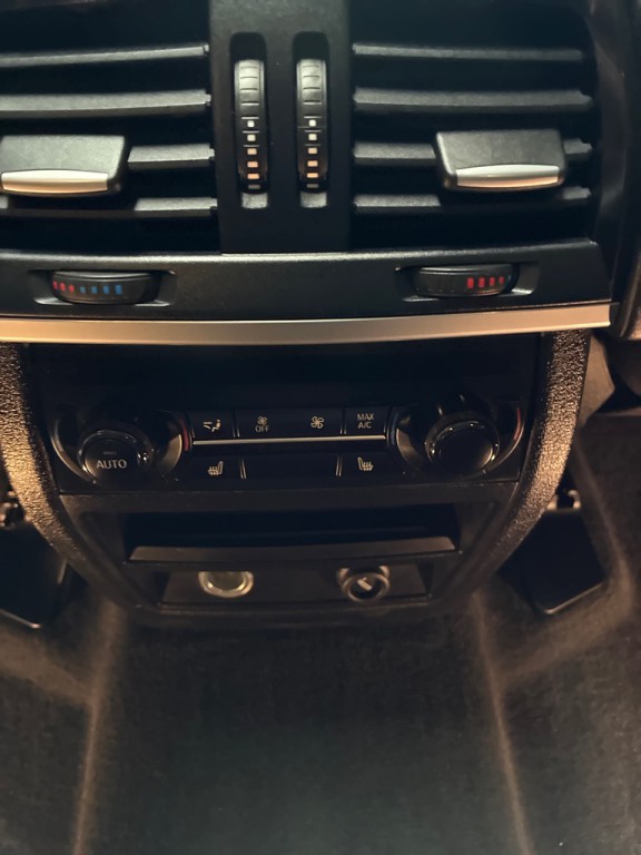 2015 BMW X5 Image 24