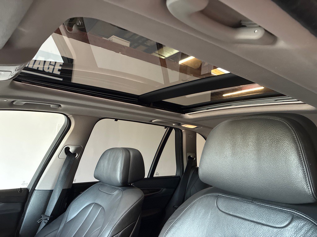 2015 BMW X5 Image 33