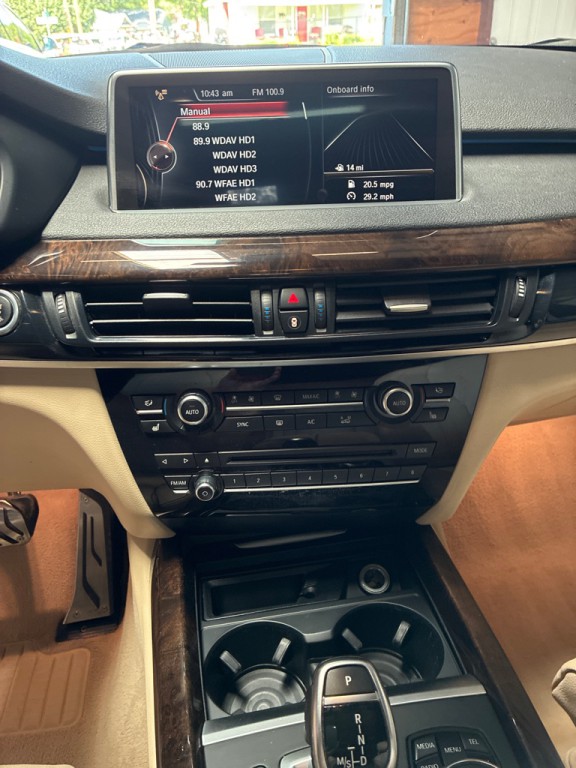2015 BMW X5 Image 50
