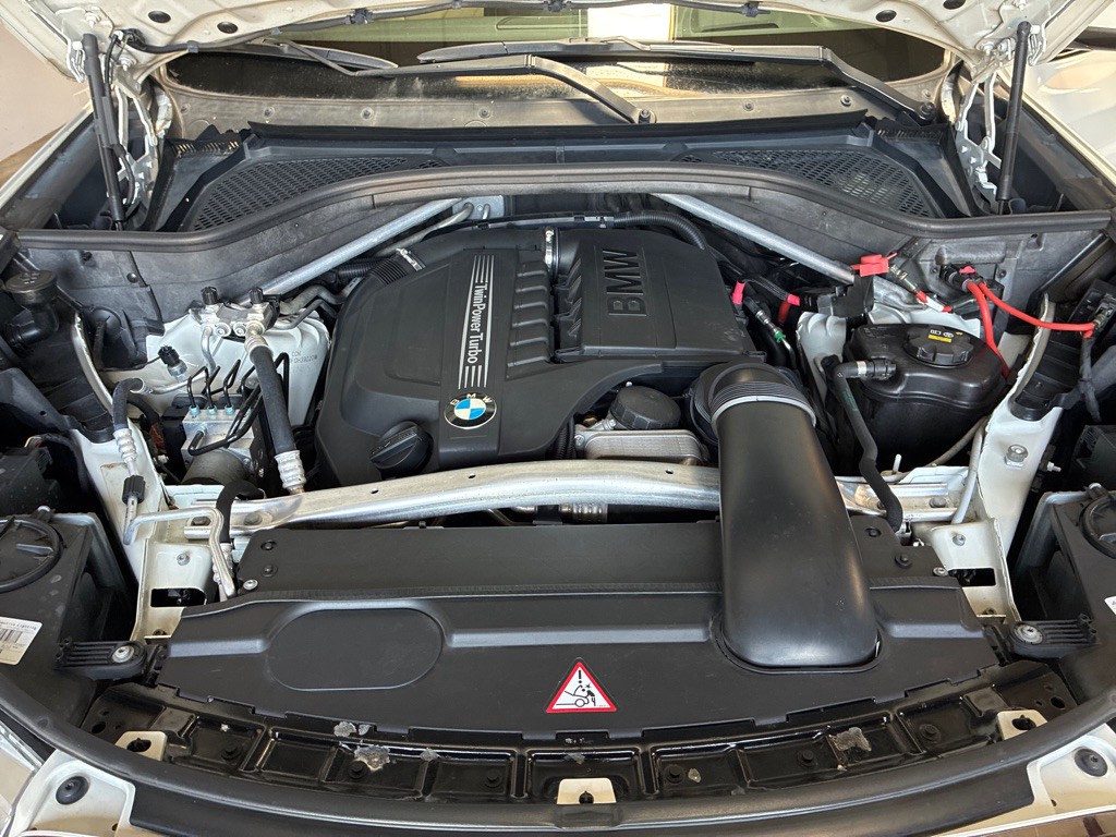 2015 BMW X5 Image 64