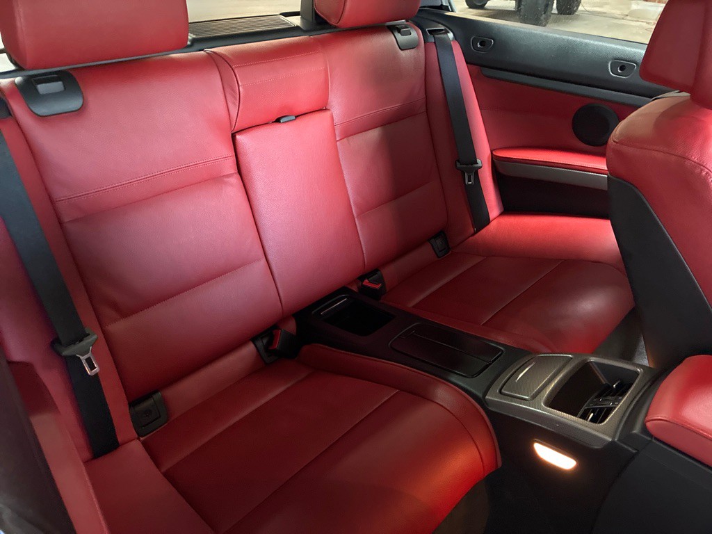 2013 BMW 3 Series Image 25