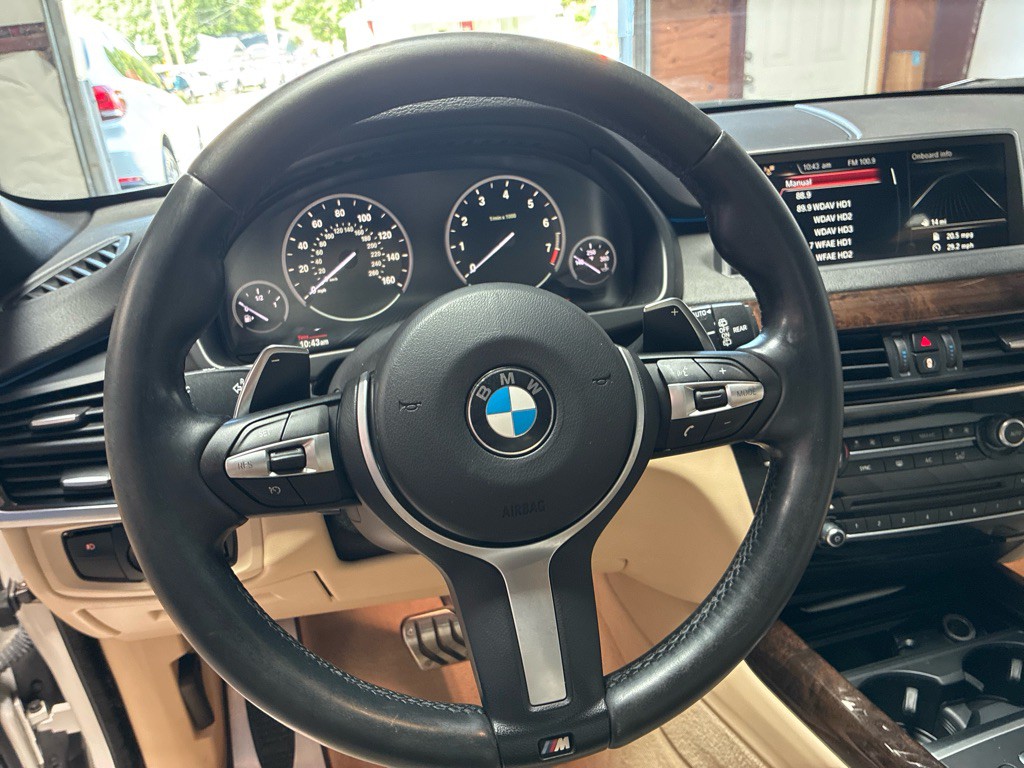 2015 BMW X5 Image 17