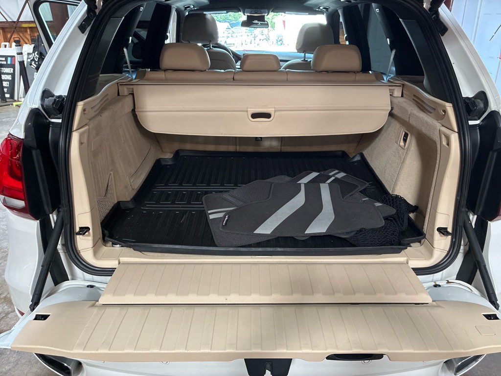 2015 BMW X5 Image 25