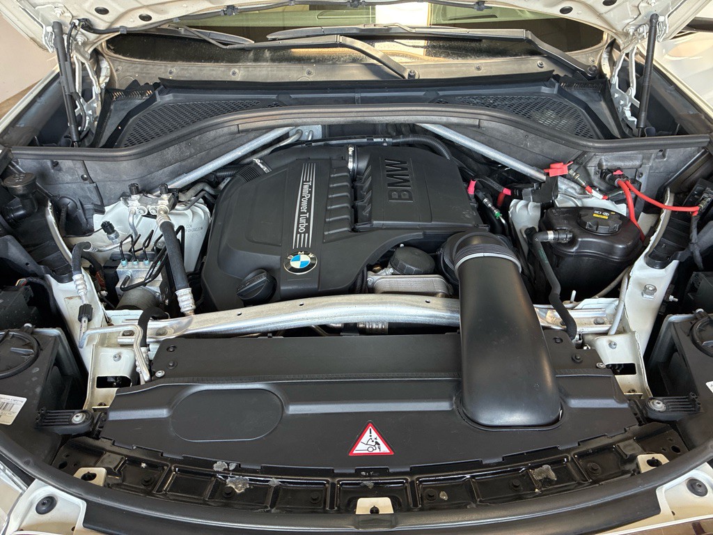 2015 BMW X5 Image 32